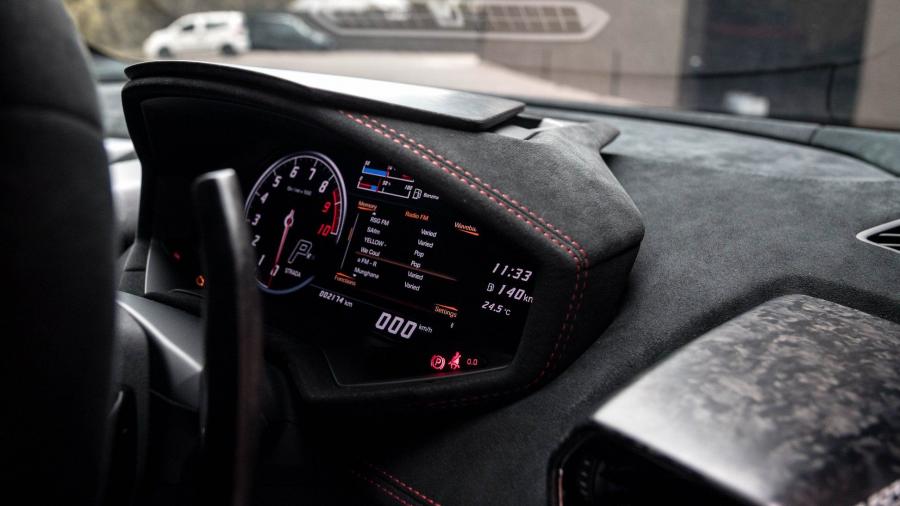Панель приборов Lamborghini Huracan Performante by RACE! 2018 года  (фото 23 из 37)